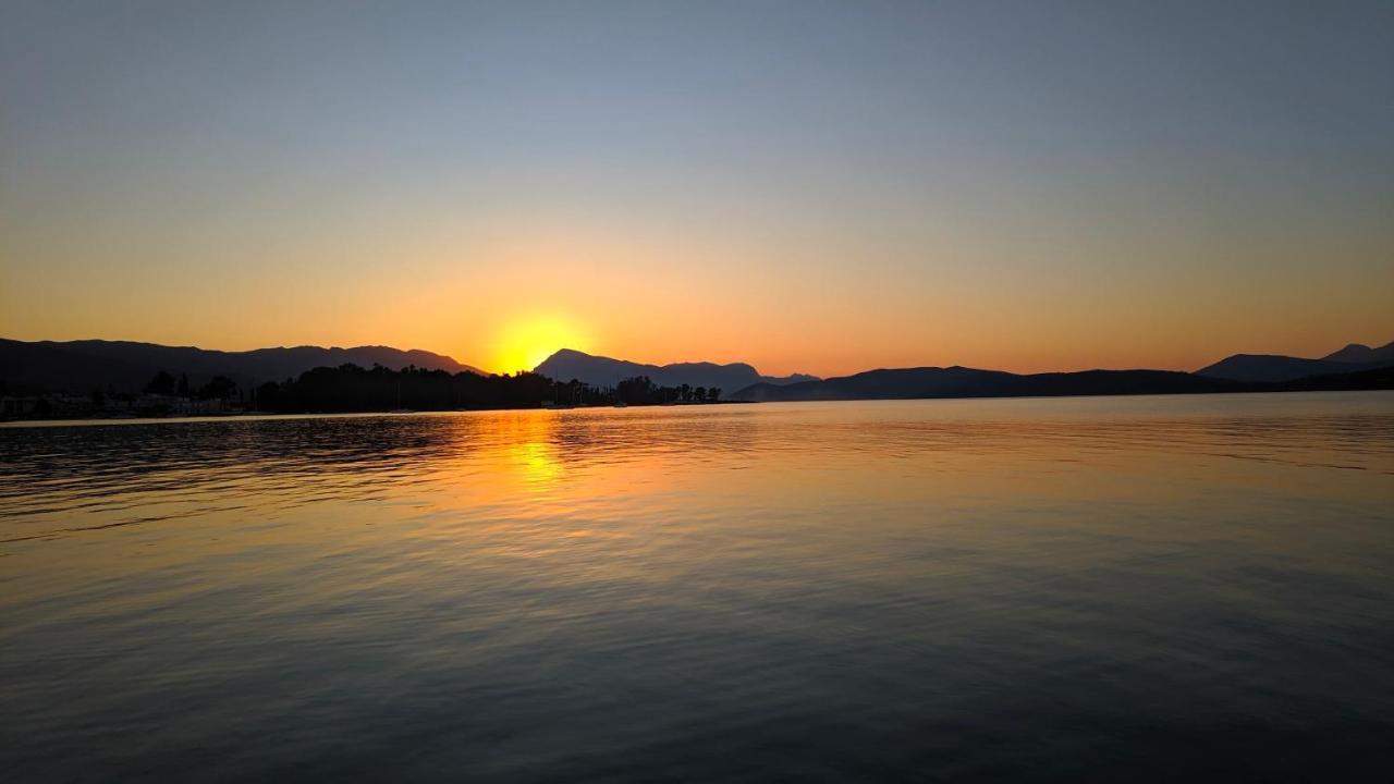 Poros Mood Hotel Poros Town Bagian luar foto